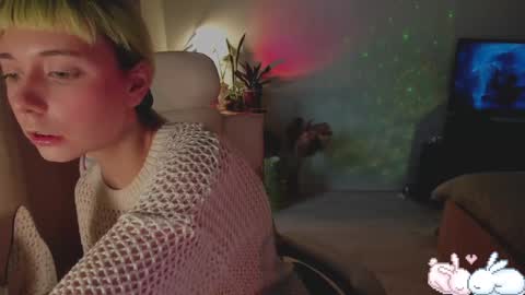 Snapshot of mylaweb chatting on December 2024 07:33:02 AM MylaFlores online show from December 2024 07:33:02 AM