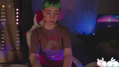 Snapshot of mylaweb chatting on December 2024 10:45:01 PM MylaFlores online show from December 2024 10:45:01 PM