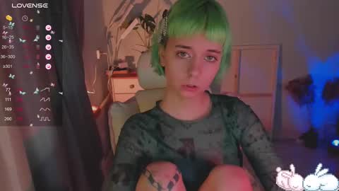 Snapshot of mylaweb chatting on February 2025 09:11:02 PM MylaFlores online show from February 2025 09:11:02 PM