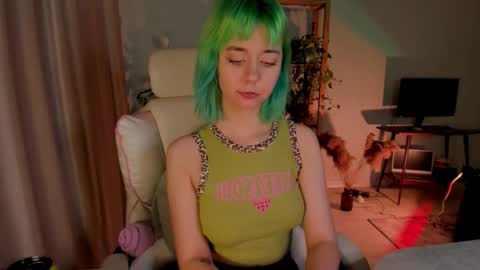 Snapshot of mylaweb chatting on October 2025 03:38:02 AM MylaFlores online show from October 2025 03:38:02 AM