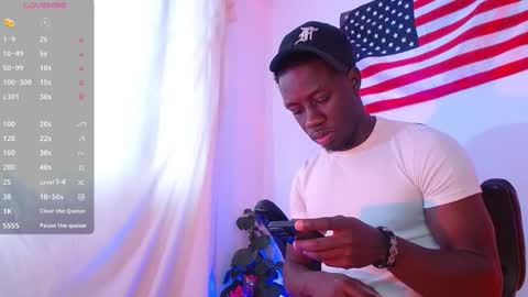 Mylo Wallace  online show from October 2025 07:24:01 PM