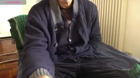 Snapshot of mynakedbeach chatting on November 2025 10:26:01 AM Bi sexy guy lovense hush is on private is open or password show tip if you like. online show from November 2025 10:26:01 AM