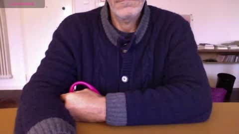 Snapshot of mynakedbeach chatting on December 2025 07:39:01 AM Bi sexy guy lovense hush is on private is open or password show tip if you like. online show from December 2025 07:39:01 AM