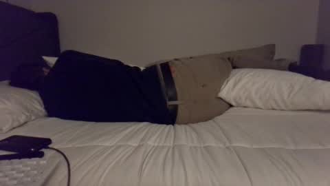 Snapshot of mynaughtyacct chatting on November 2025 09:58:01 PM Felt like showing off online show from November 2025 09:58:01 PM