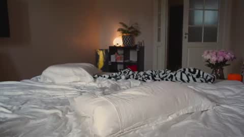 Snapshot of mynaughtynights chatting on July 2026 12:41:01 PM Sima online show from July 2026 12:41:01 PM