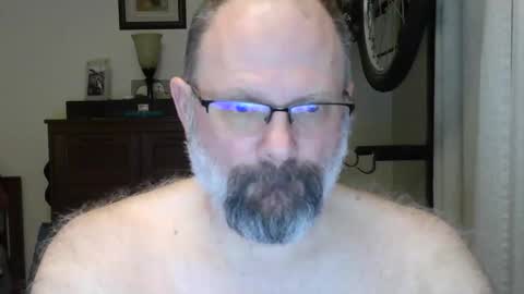 Just hanging out - No pressure online show from April 2026 06:07:02 AM