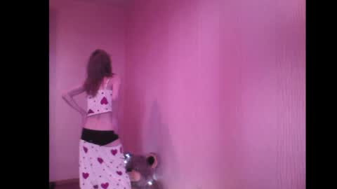 mysterious_blondy online show from April 2026 06:18:02 AM