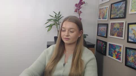 Erica online show from February 2025 05:43:01 PM