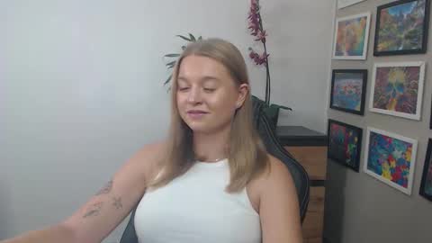 Erica online show from September 2025 10:04:02 AM