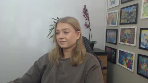 Erica online show from November 2025 08:26:01 AM