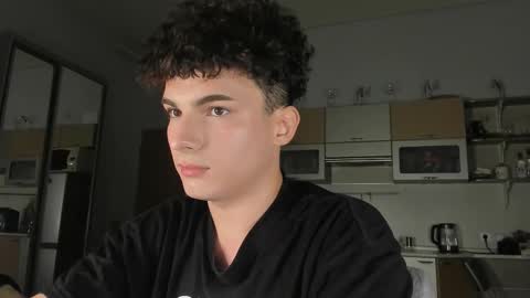 Snapshot of mystic_evan chatting on September 2025 11:15:01 PM Evan Brown online show from September 2025 11:15:01 PM