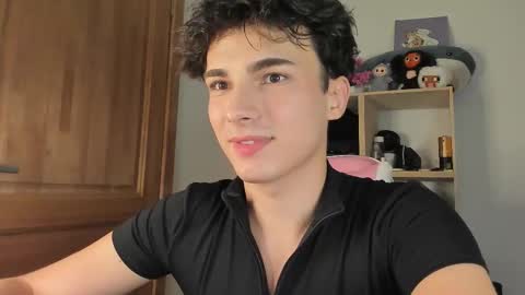 Snapshot of mystic_evan chatting on October 2025 10:32:02 PM Evan Brown online show from October 2025 10:32:02 PM