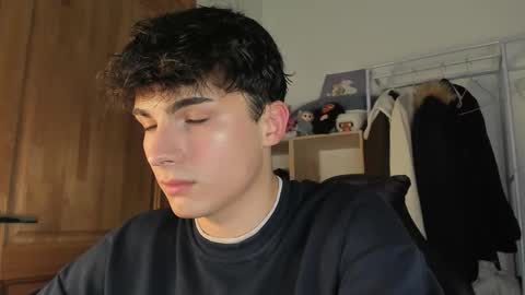 Snapshot of mystic_evan chatting on October 2025 09:39:01 PM Evan Brown online show from October 2025 09:39:01 PM