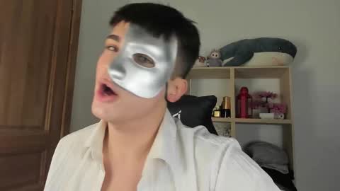 Snapshot of mystic_evan chatting on October 2025 12:22:01 AM Evan Brown online show from October 2025 12:22:01 AM