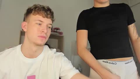 Snapshot of mystic_evan chatting on December 2025 10:15:01 PM Evan Brown online show from December 2025 10:15:01 PM