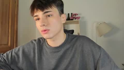 Snapshot of mystic_evan chatting on December 2025 04:03:02 PM Evan Brown online show from December 2025 04:03:02 PM