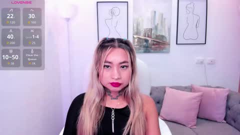 mystic_nova_ online show from March 2026 11:17:01 AM