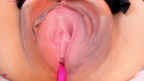 Snapshot of mystic_rock chatting on January 2025 06:35:02 AM mystic_rock online show from January 2025 06:35:02 AM