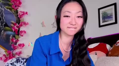 MySweetSofie online show from September 2025 05:59:02 PM