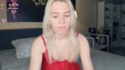 Olivia or just olive online show from December 2025 07:40:02 PM