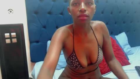 Snapshot of mzansihottestcouple chatting on January 2025 01:46:01 PM mzansihottestcouple online show from January 2025 01:46:01 PM