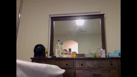 mzthundabootie online show from March 2026 02:04:01 AM