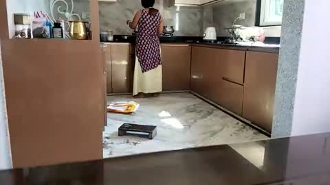 Snapshot of n298033 chatting on November 2025 06:01:01 AM n298033 online show from November 2025 06:01:01 AM