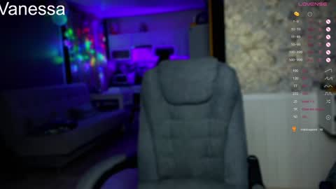 Snapshot of na_prikole_ chatting on January 2025 04:13:01 PM Vanessa and Julia online show from January 2025 04:13:01 PM