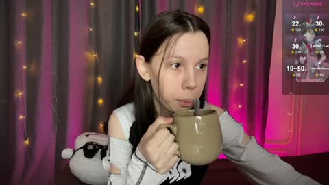 Snapshot of na_prikole_ chatting on January 2025 06:43:01 PM Vanessa and Julia online show from January 2025 06:43:01 PM