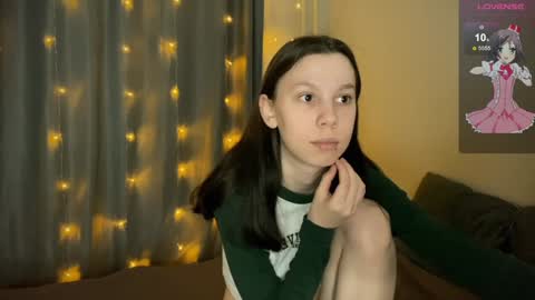 Snapshot of na_prikole_ chatting on February 2025 07:34:01 PM Vanessa and Julia online show from February 2025 07:34:01 PM