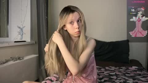 Snapshot of na_prikole_ chatting on February 2025 06:20:01 PM Vanessa and Julia online show from February 2025 06:20:01 PM