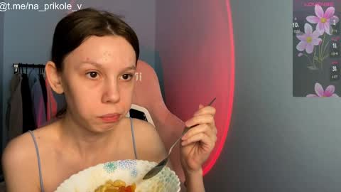 Snapshot of na_prikole_ chatting on September 2025 06:41:02 PM Vanessa and Julia online show from September 2025 06:41:02 PM