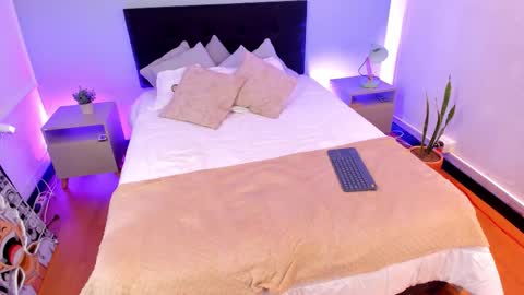 Snapshot of na_yeon_ chatting on November 2025 08:01:01 PM AMY online show from November 2025 08:01:01 PM