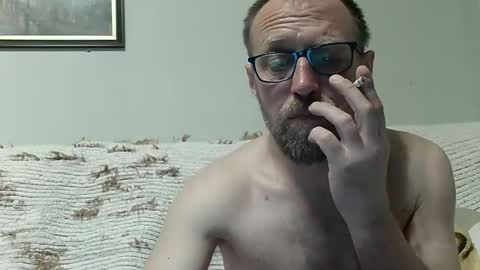 nachtigall25 online show from February 2026 05:12:02 AM