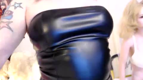Nadia Vixen online show from May 2026 11:45:02 PM