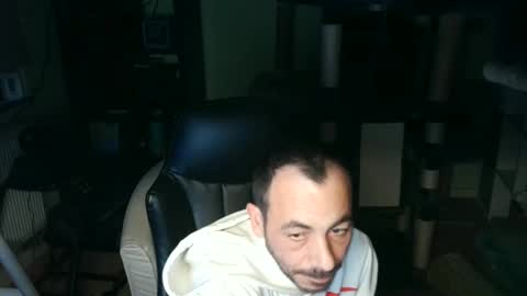 Snapshot of nadine0815 chatting on February 2025 08:42:01 PM Mario online show from February 2025 08:42:01 PM