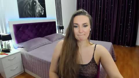 Snapshot of nadingracefull chatting on November 2025 07:23:02 PM NadinGracefull online show from November 2025 07:23:02 PM