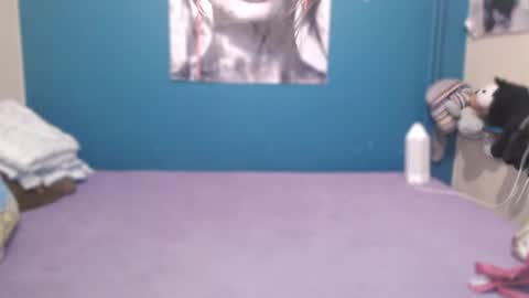 nadinnnea online show from February 2026 09:49:02 AM