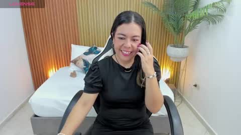 Snapshot of nahia_13 chatting on January 2025 12:07:02 PM N A H I A online show from January 2025 12:07:02 PM