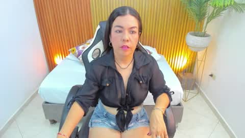 Snapshot of nahia_13 chatting on February 2025 11:46:01 AM N A H I A online show from February 2025 11:46:01 AM