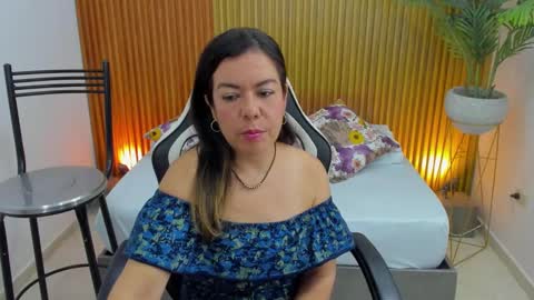 Snapshot of nahia_13 chatting on February 2025 12:03:02 PM N A H I A online show from February 2025 12:03:02 PM