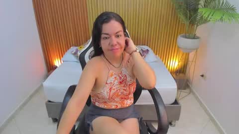 Snapshot of nahia_13 chatting on February 2025 05:24:01 AM N A H I A online show from February 2025 05:24:01 AM