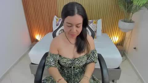 Snapshot of nahia_13 chatting on March 2025 03:09:02 PM N A H I A online show from March 2025 03:09:02 PM