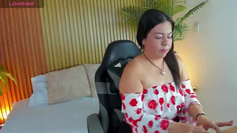 Snapshot of nahia_13 chatting on October 2025 02:13:01 PM N A H I A online show from October 2025 02:13:01 PM