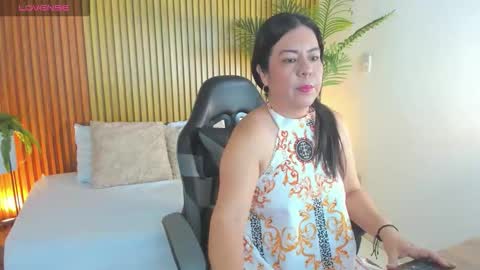 Snapshot of nahia_13 chatting on October 2025 12:09:01 PM N A H I A online show from October 2025 12:09:01 PM