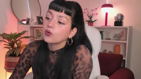 Nahia INDEPENDENT MODEL P online show from January 2026 06:13:02 PM