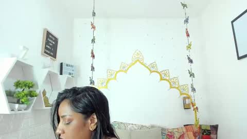 Nahirr online show from September 2025 08:47:01 PM