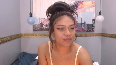 Snapshot of nahomi_tyler chatting on December 2024 11:57:02 PM Nahomy online show from December 2024 11:57:02 PM