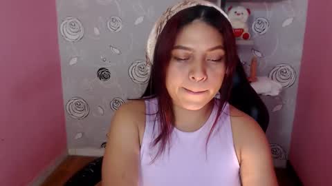 Snapshot of nahomi_tyler chatting on February 2025 06:11:02 AM Nahomy online show from February 2025 06:11:02 AM