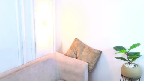 Snapshot of nahomi_williams_ chatting on July 2026 12:53:01 PM Nahomi online show from July 2026 12:53:01 PM